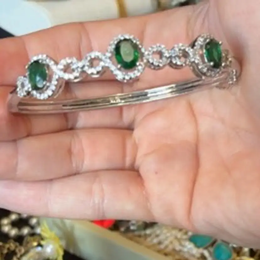 Green And Clear Glass Stone Silver tone Bracelet