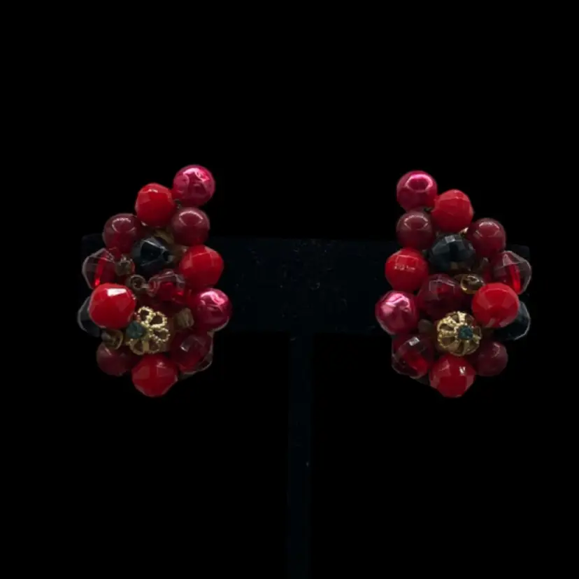 RWB - Vintage West Germany Paisley Shape Plastic Cluster Clip Earrings - Red & Pink