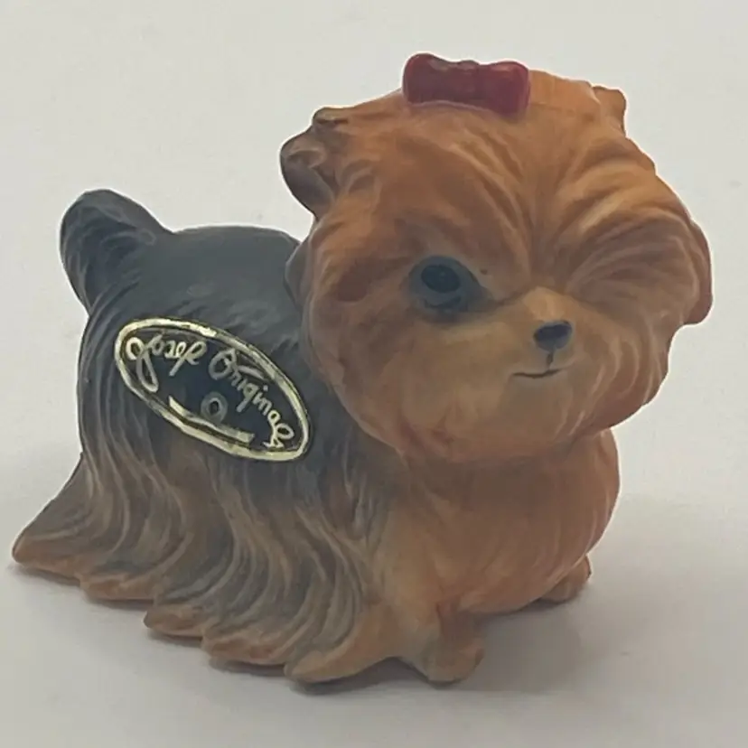 Joseph Originals Mini Yorkshire Terrier, 1 1/2” Tall, Japan
