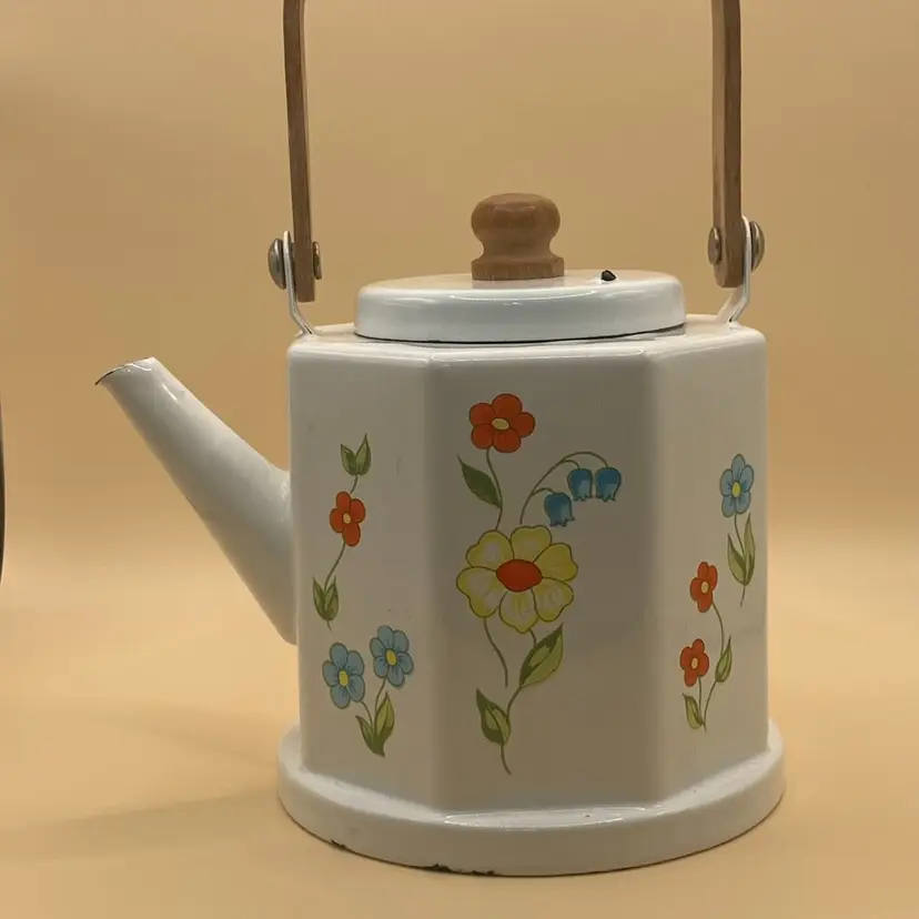 Kamenstein Floral Ceramic On Metal Tea Pot/Kettle- Made In Japan, 8 1/2” With Handle