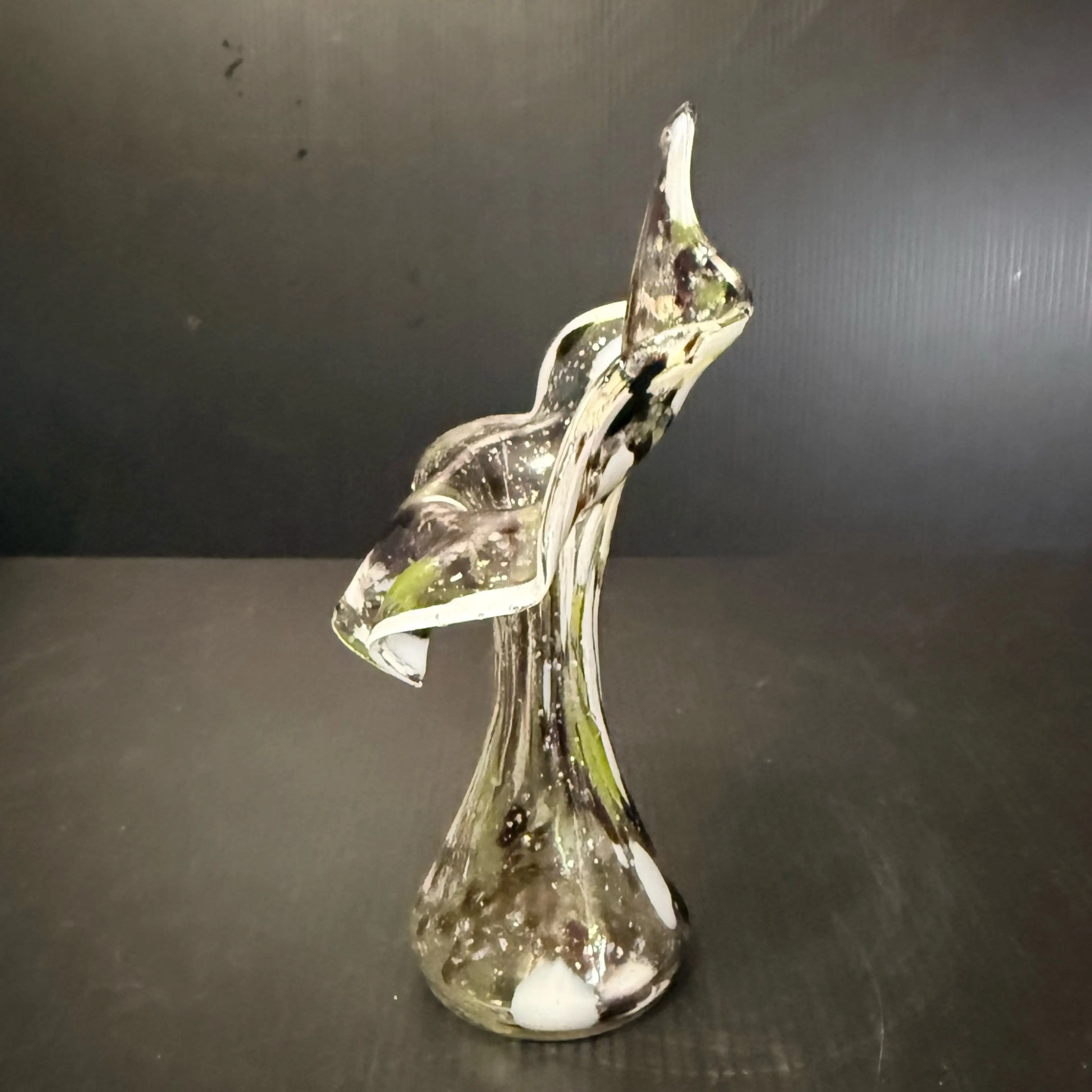 Image 4 of 7