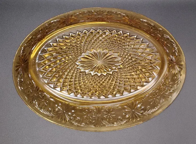 Vintage 1970s MCM Tiara Indiana Daisy Pattern 11" Amber Glass Oval Serving Dish