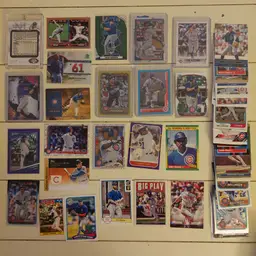 Lot of 138 Chicago Cubs cards. 2 #'d, Rookies, inserts, parallels, +.