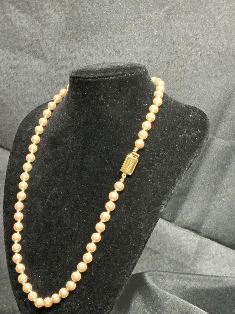 Monet Faux Pearl Necklace signed clasp 1960s-1970s