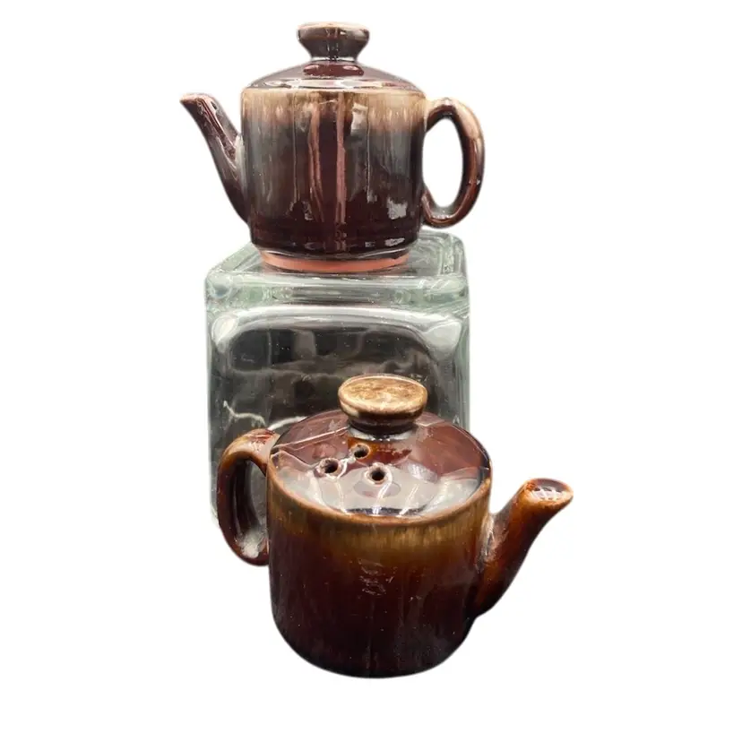 Vintage Salt and Pepper Shakers, Brown Ceramic Miniature Teapots, Japan