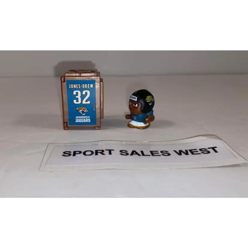 Jacksonville Jaguars 2024/25 NFL LEGENDS SERIES 3 TeenyMate with Matching Locker