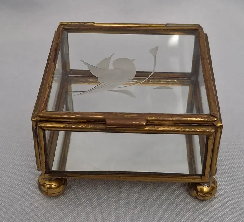Vintage Etched Bird Glass Jewelry Trinket Box