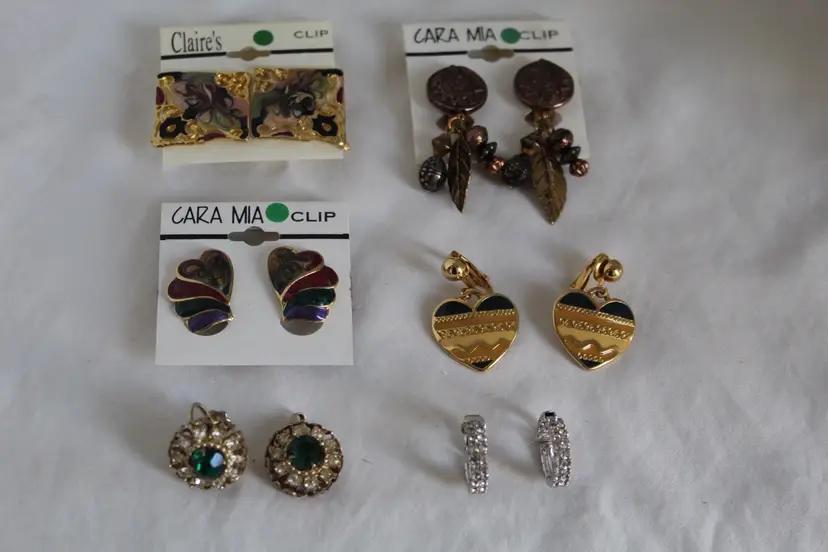 Lot of 6 Vintage Clip On Earrings