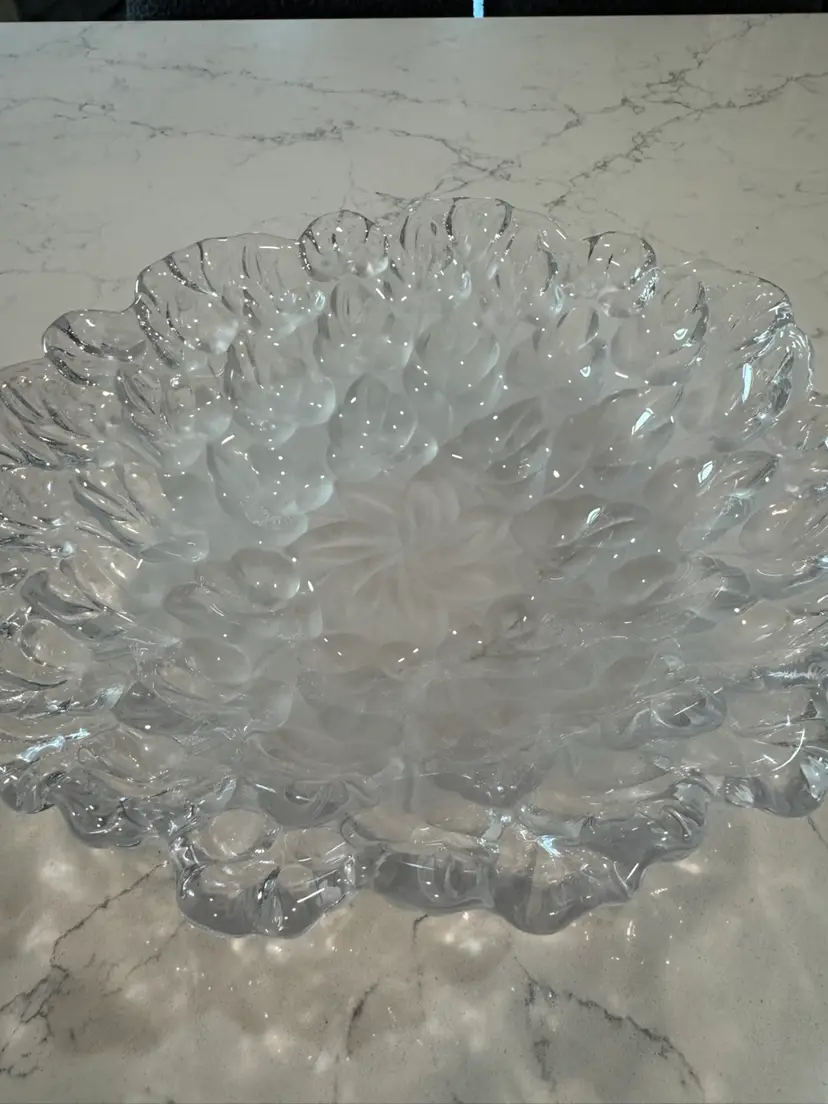 Crystal Leaf Pattern Bowl