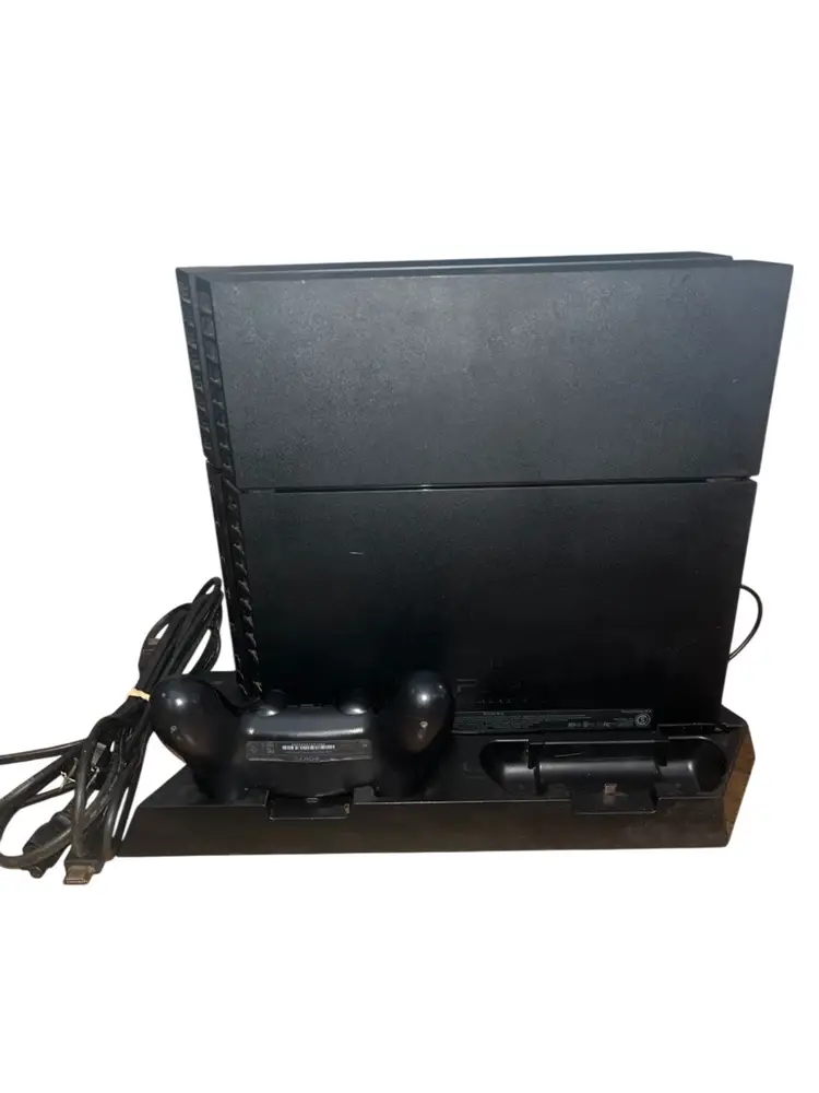 PlayStation 4 *FOR PARTS OR REPAIR ONLY*