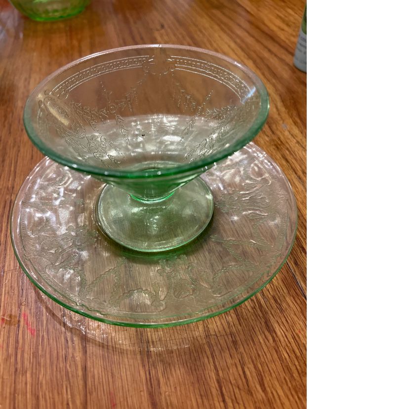 Uranium Dish And Bowl