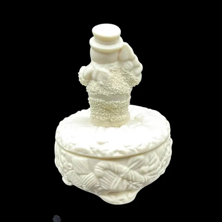 VTG World Bizarre Bisque Porcelain Snowman Christmas Trinket Box Excellent Condition 4 1/2” H