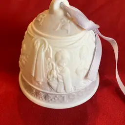29. VTG 1995 Lladro Bisque Bell Ornament