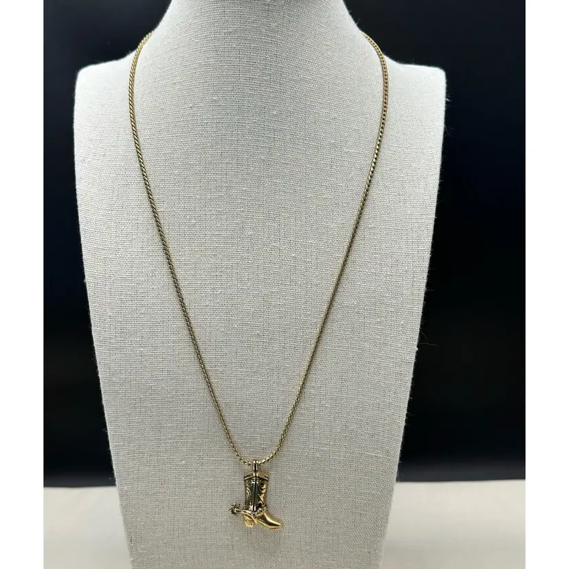 A111 - Avon Cowboy Boot Gold-tone Necklace