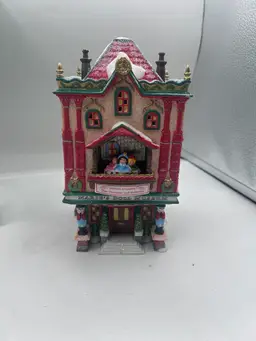 Dept. 56 North Pole Series: "Marie's Doll Museum" #56408