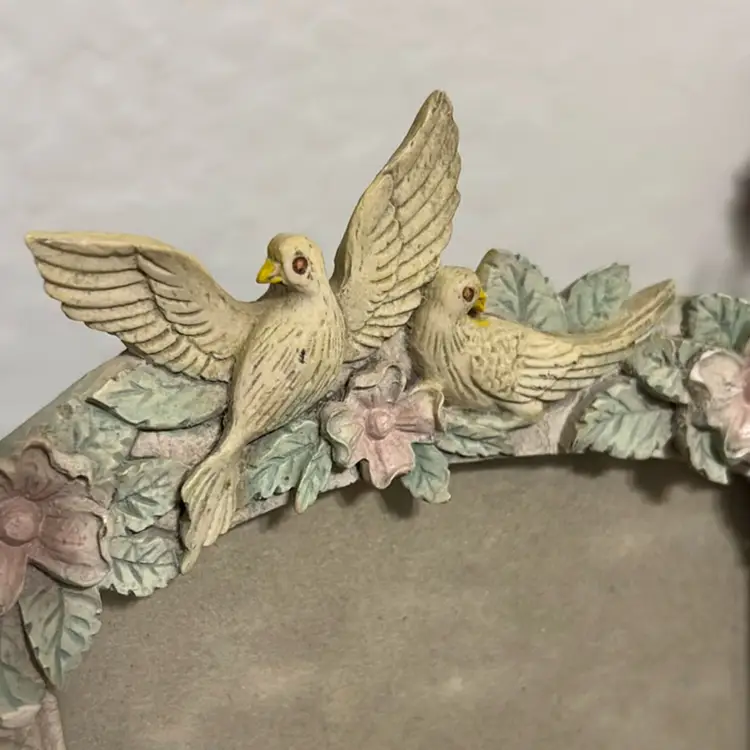 Dove & Floral Picture Frame 4x6