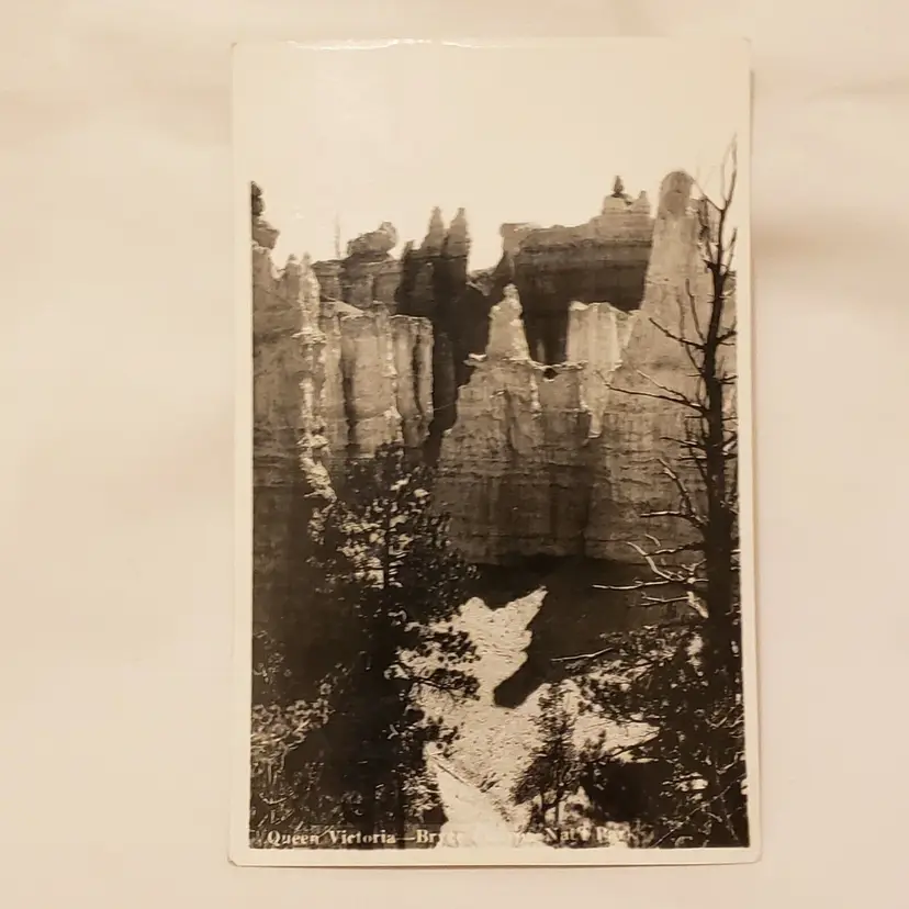 Postcard BRYCE CANYON National Park UT Queen Victoria Unused B & W 5 1/2" Vintage