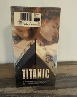 Titanic (VHS, 1998)  2-tape Set -Sealed- Leonardo DiCaprio, Kate Winslet