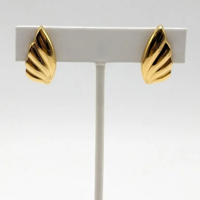 Vintage Monet Gold Tone Stylized Wing Clip On Earrings