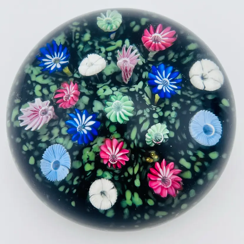 Fornasa De Murano (Galliano Ferro) Large Floral Paperweight 2.25”x 3.75”