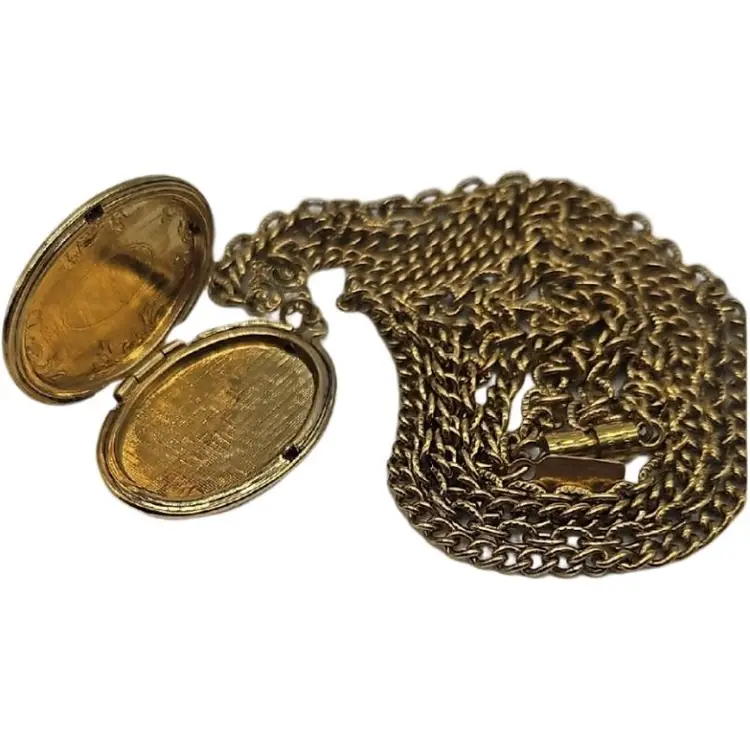1928 Elegant Double Strand Gold Locket Necklace