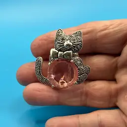 Silver Tone Cat Brooch Pink Rivoli Stone 1 1/2” High