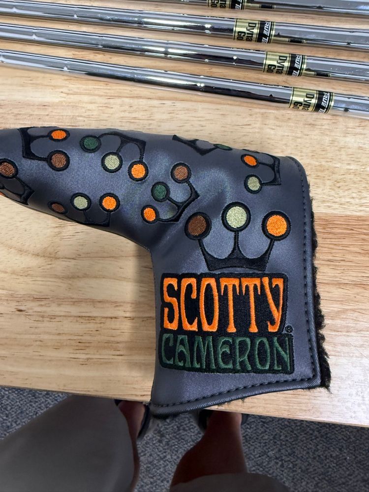 Scotty Cameron Custom Shop Mini Retro Crown Blade Cover