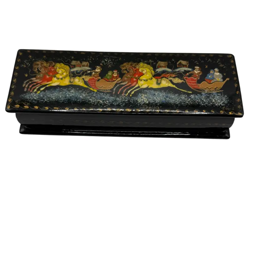 Vintage Russian Black Lacquer Trinket / Treasure Box Hand Painted 4.75” Signed