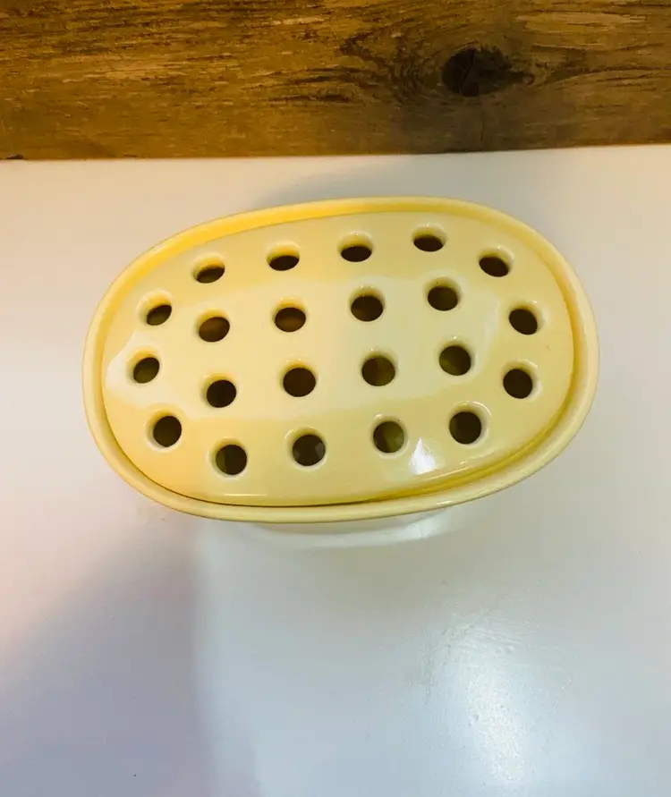 Vintage Ceramic Southern Living Flower Frog 22 Holes CottageCore Farmhouse Country Garden Shabby Chic