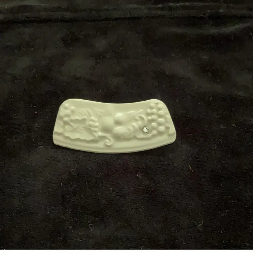 Broken Saucer Brooch