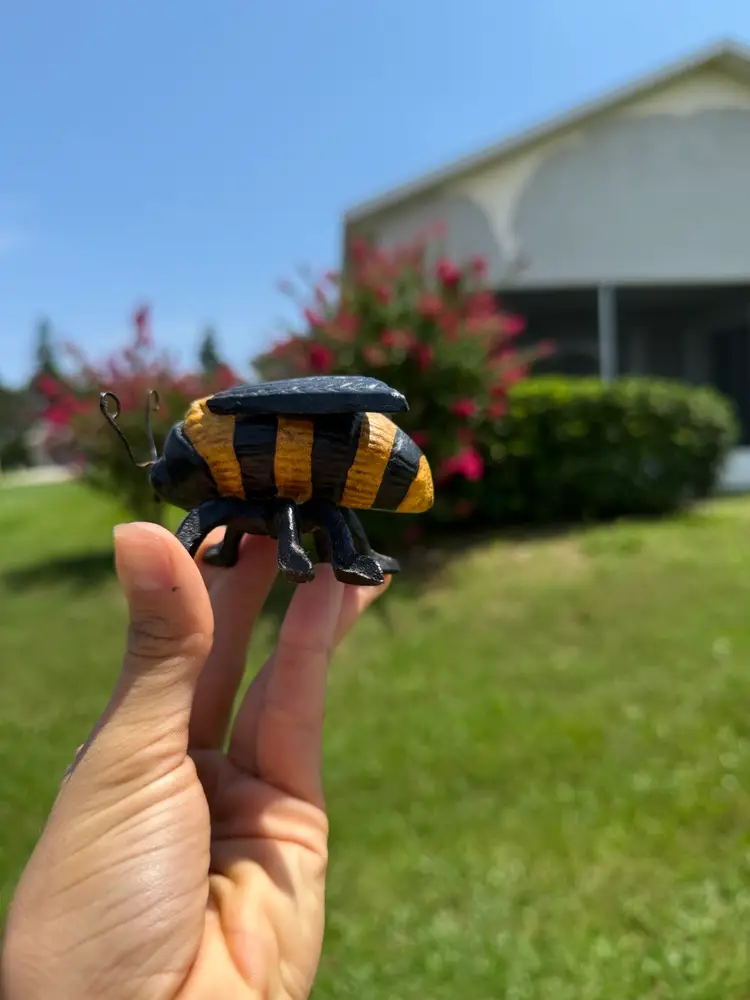 ✨Vintage Cast Iron Bumble Bee✨