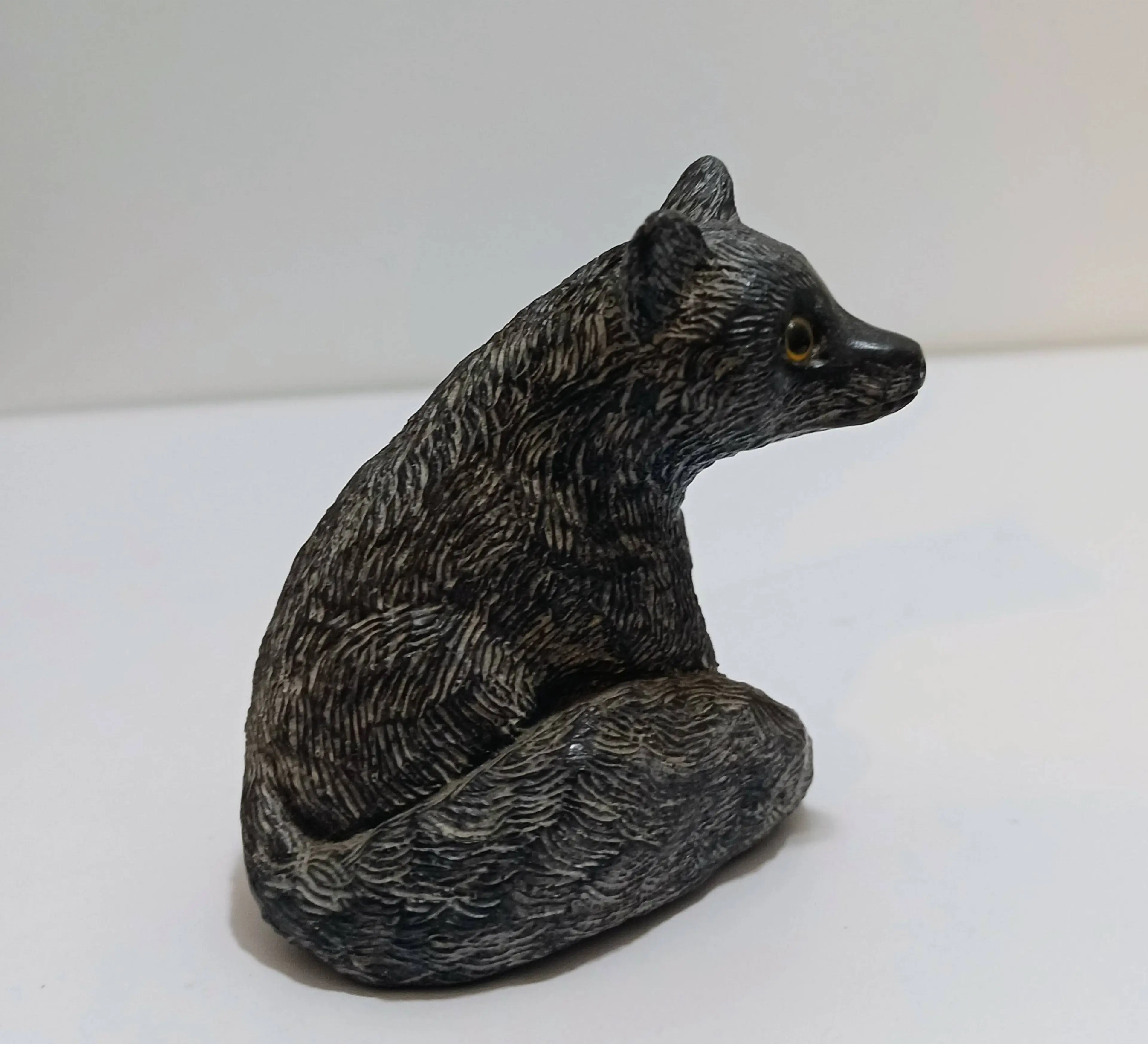 Image 2 of 5