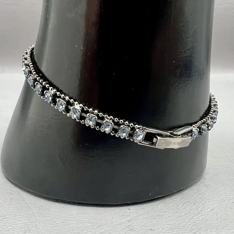 Vintage Light Blue Pronged Rhinestones Tennis Bracelet Closed Back 7" Gunmetal