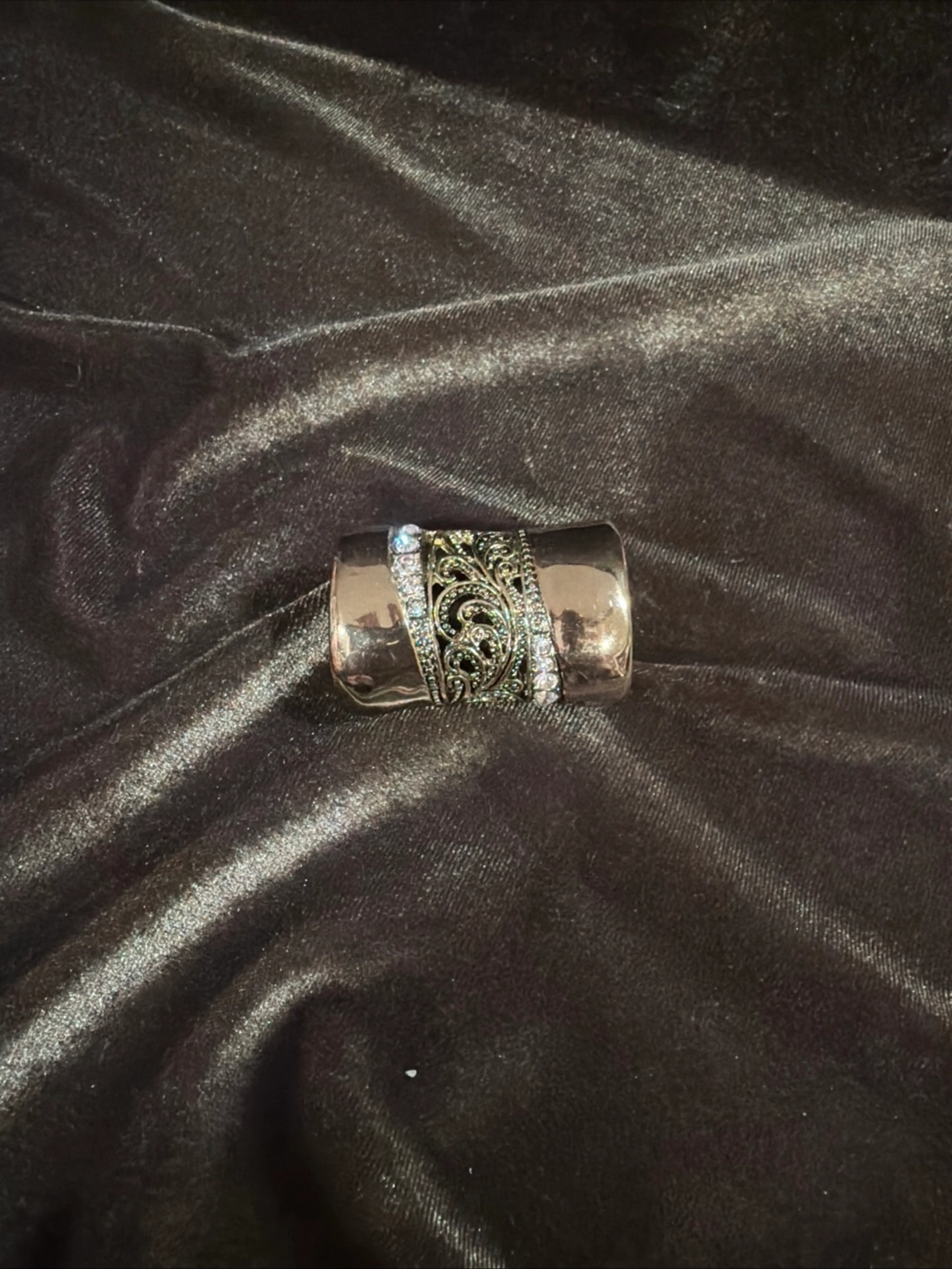 Image 1 of 8