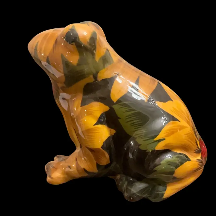 Vintage La Vie Sunflower Patchwork Frog Ceramic Figurine 5”x 7”