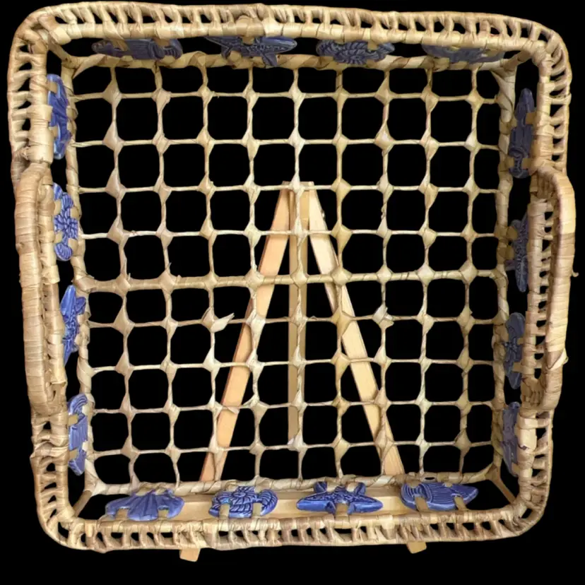 VNTG Coastal Nautical Sweetgrass Ceramic Seashell Napkin Holder