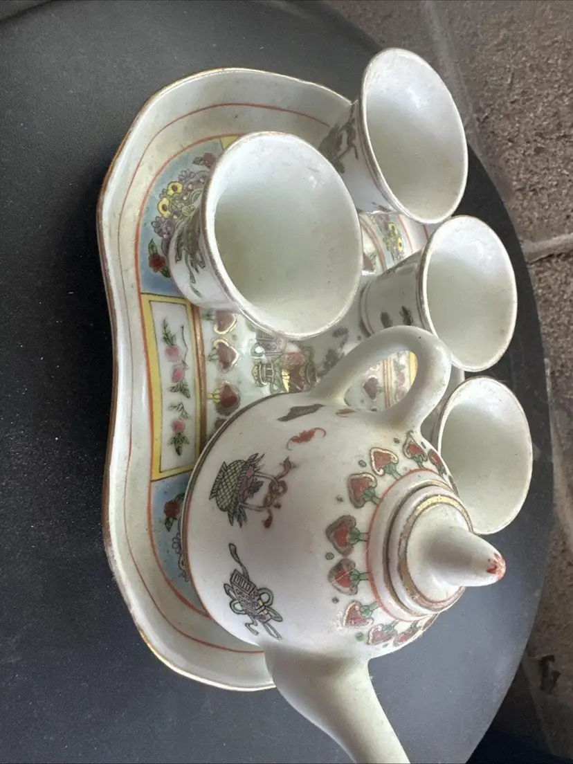 Vintage Chinese Tea Set - Hand Painted 7 Piece Collection