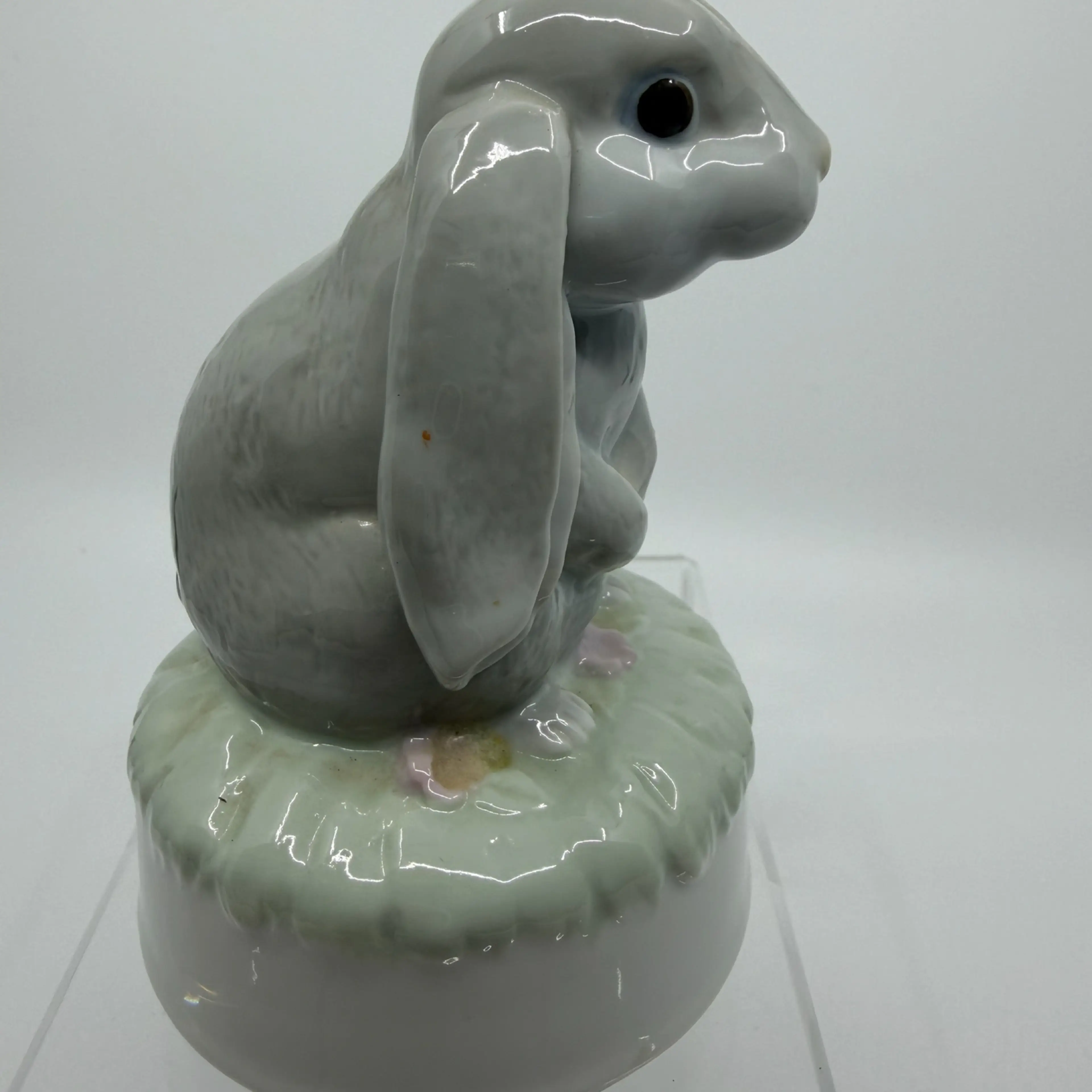 Image 4 of 8