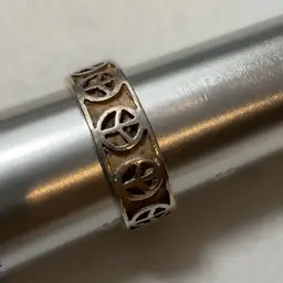 #21 Sterling Silver .925 Size 8.75 Peace Ring