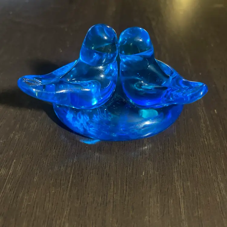 Vtg Ron Ray Signed Art Glass 1993 Pair of Bluebirds on Round Base Paper Weight