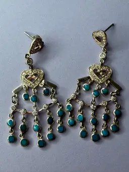 Vintage Fabulous Earrings with Turquoise chandelier earrings Heart Shaped On The Top