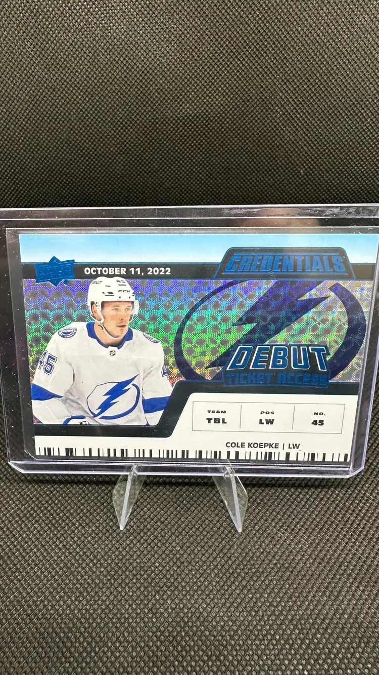 2022-23 Upper Deck Credentials Debut Ticket Access Cole Koepke Tampa Bay Lightning #142 Blue 76/99 RC