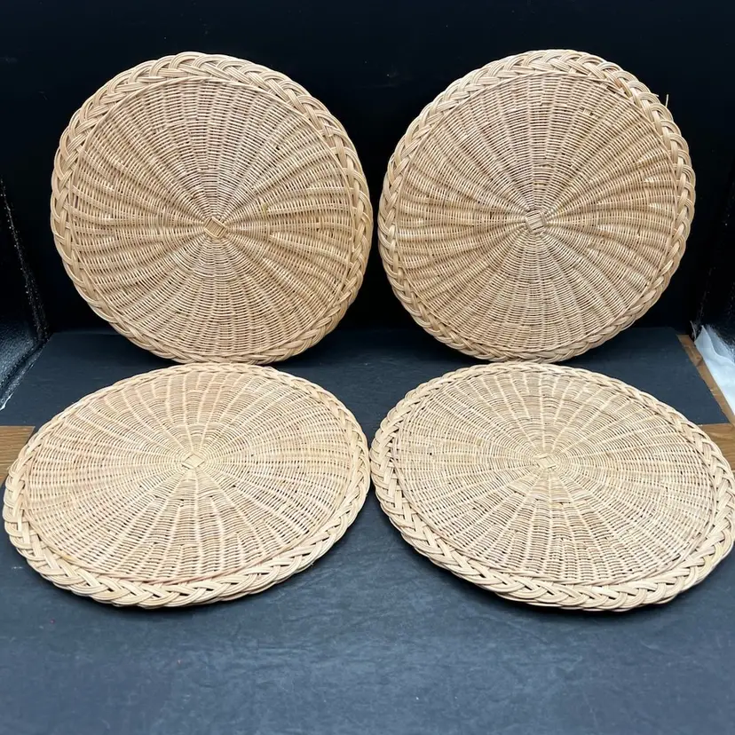 #581B Vintage Set of 4 Natural Round Wicker/Straw/Rattan Raffia Woven Double Layered BOHO Trivet/Hot Pads