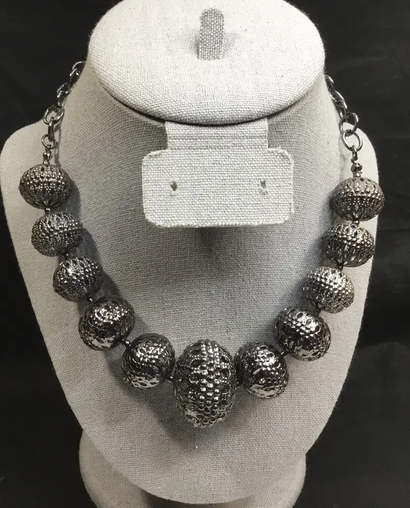 Necklace, dark gray filigree metal, graduated ball-beads, rolo chain 16 "
