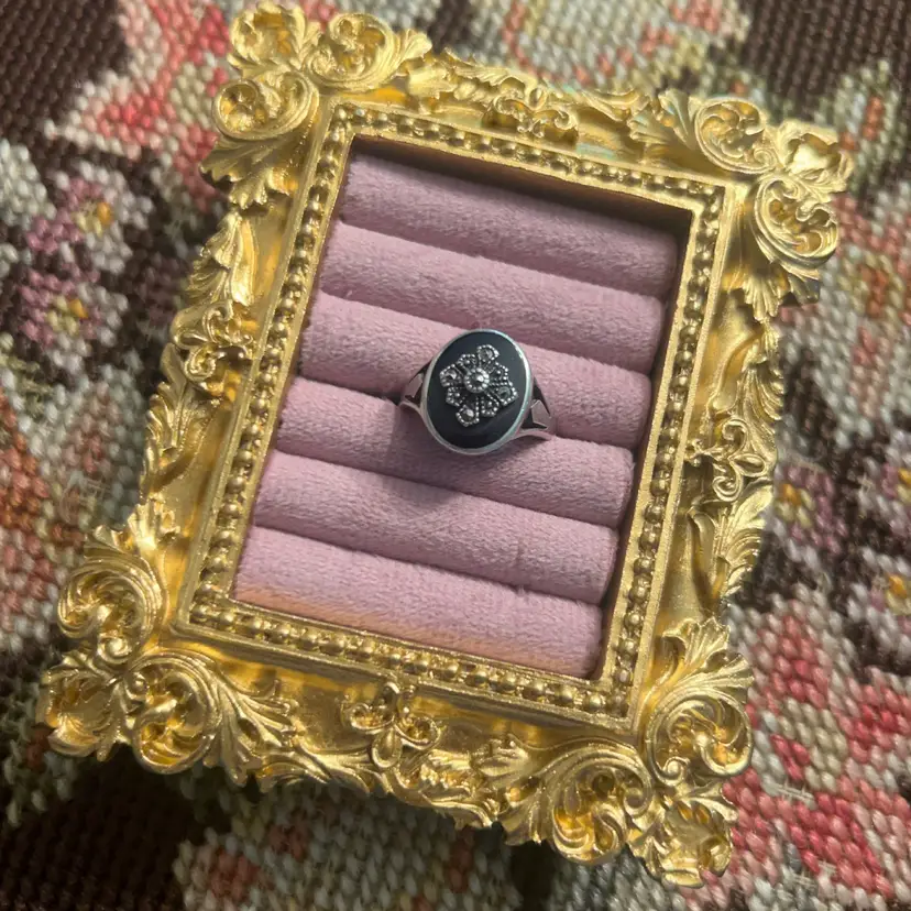 Vintage Sterling Silver Ring w/ Onyx & Marcasite