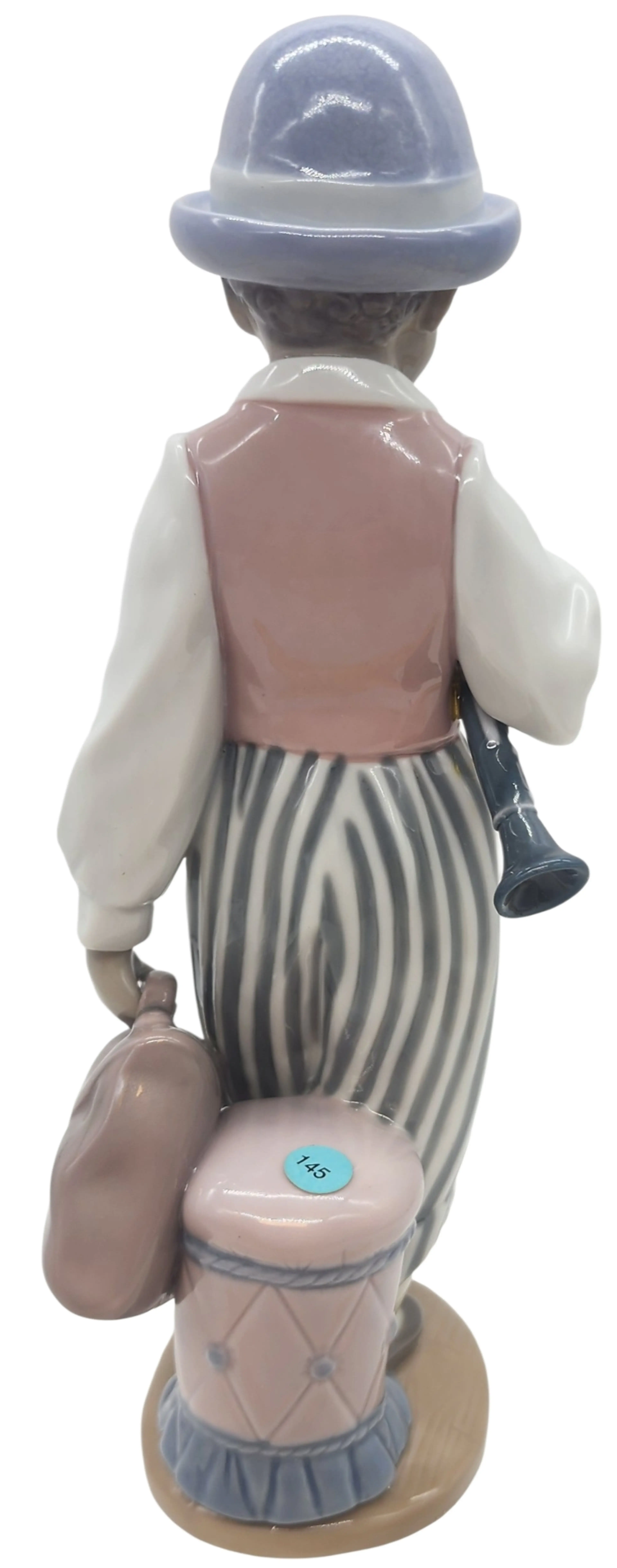 Image 3 of 9
