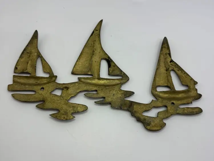 Vintage Brass Sailboats On Water Wall Sculpture Beach House Nautical 9.25”x6”
