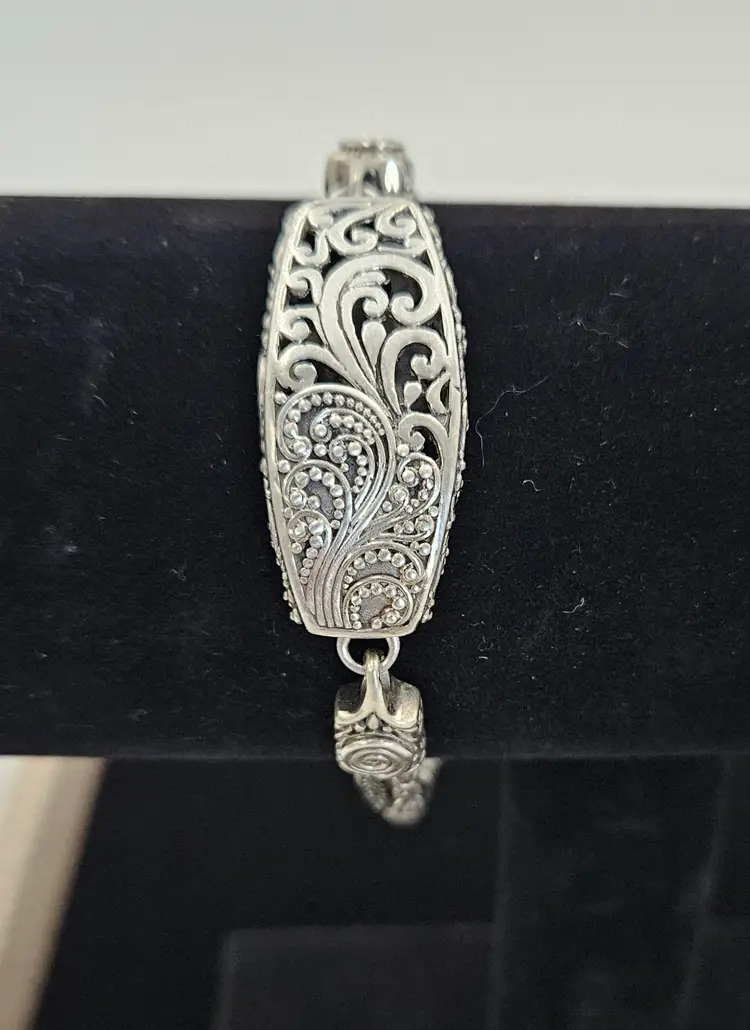 Sarda 925 Filigree Toggle Closure Bracelet