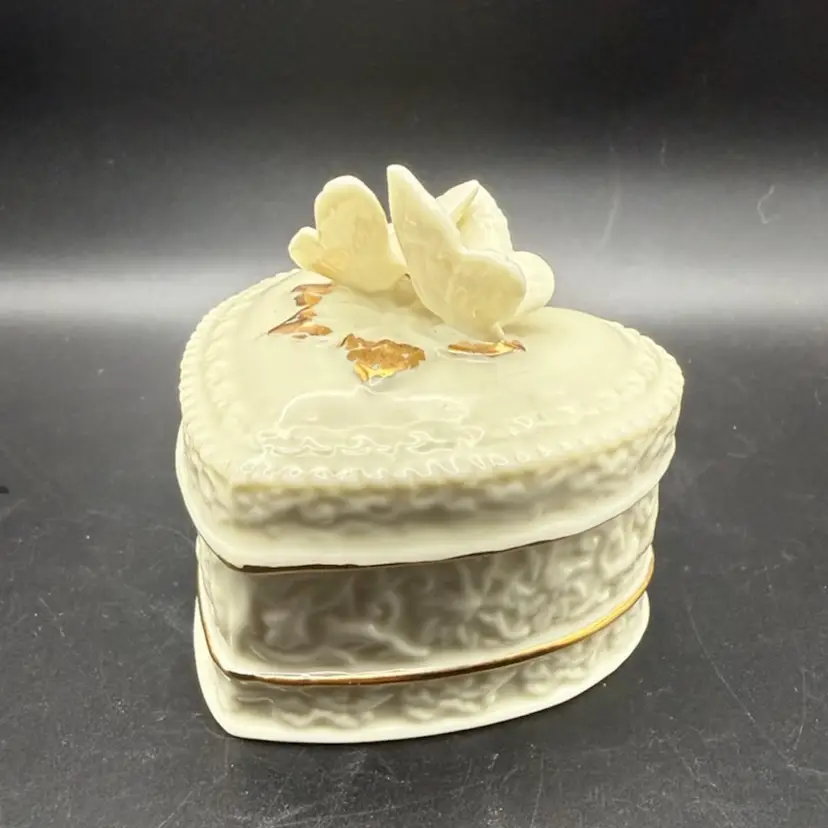 Heart-Shaped Butterfly Porcelain Trinket Box with Gold Trim