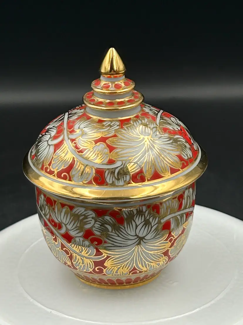 Vintage Thai Benjarong Porcelain Small Lidded Tea Jar, Red And Gold Pattern